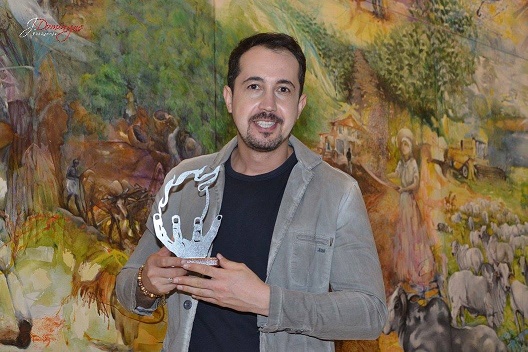 Thiago Rocha e Mariza Marchetti recebem Prêmio “Mãos e Mentes Que Brilham” 2017