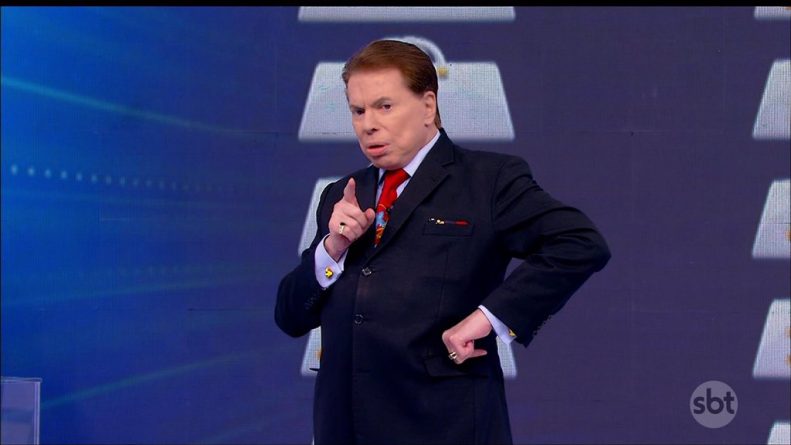 Silvio Santos quer investir em programa de entretenimento e jornalismo e mira em apresentador da Record
