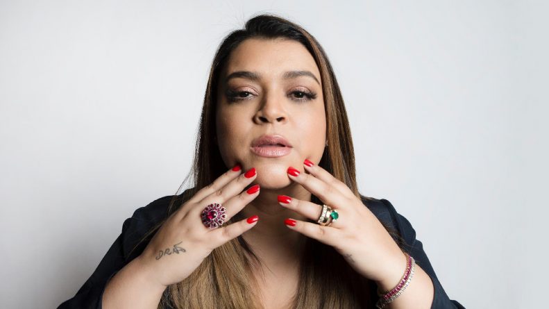 Preta Gil posa com vestido coladinho e fala sobre críticas ao corpo: “Receio de postar”