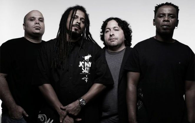 Integrantes da banda O Rappa ficam em camarins separados
