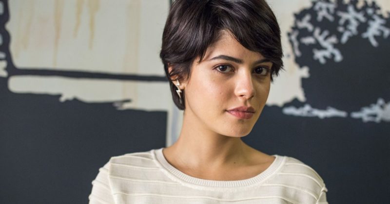 Julia Dalavia ganha a primeira protagonista na Globo