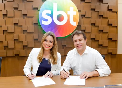 Rachel Sheherazade acaba de renovar contrato com o SBT