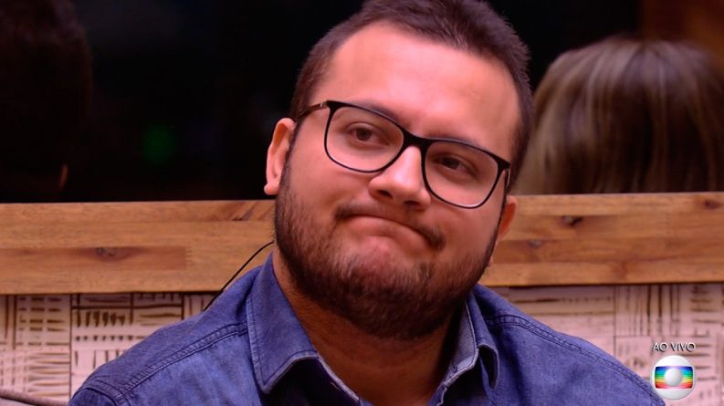 BBB18: Tiago Leifert censurou plateia que gritava “Gleice” após eliminação de Diego