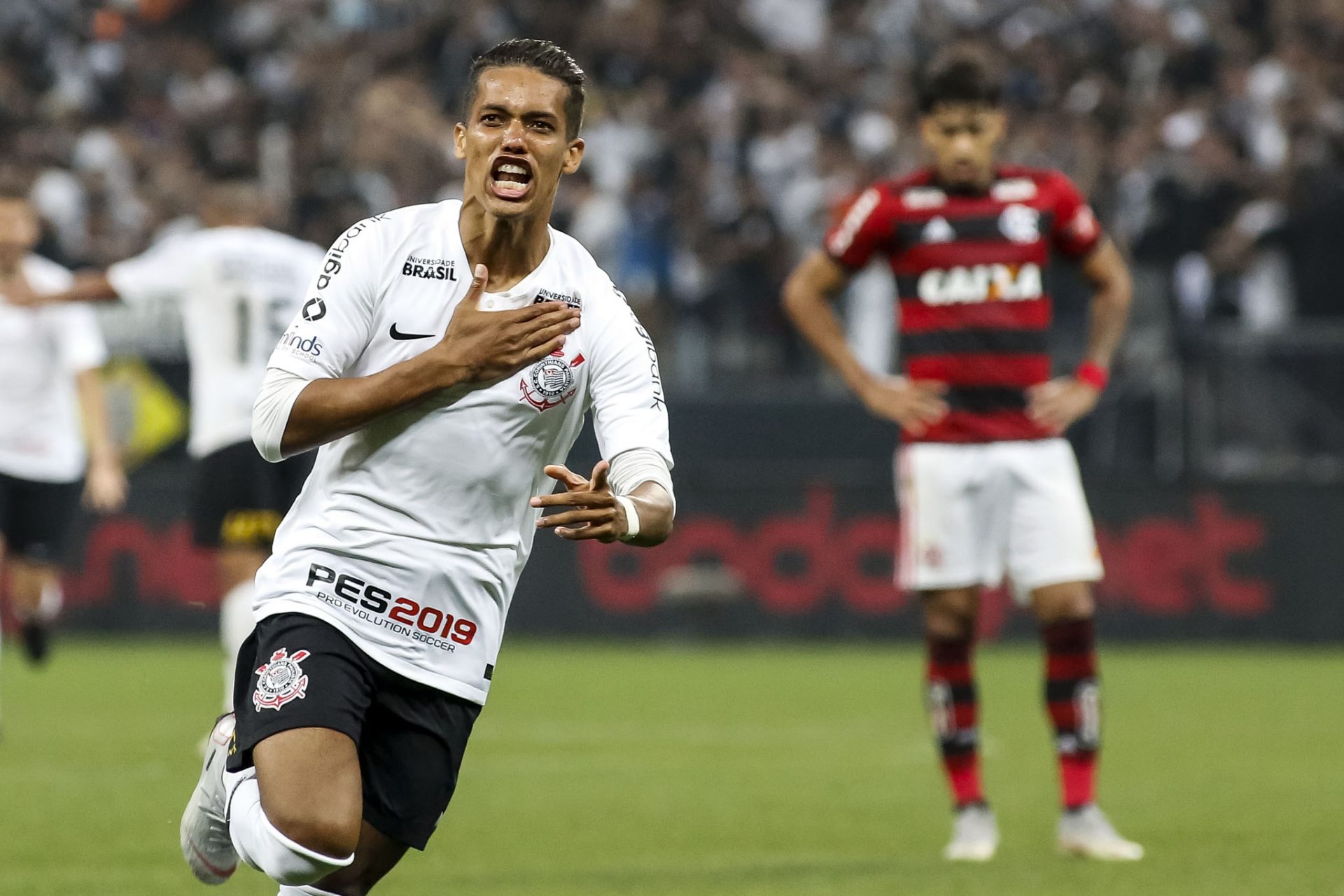 Duelo entre Corinthians e Flamengo faz a Globo registrar a maior audiência dos últimos 9 anos