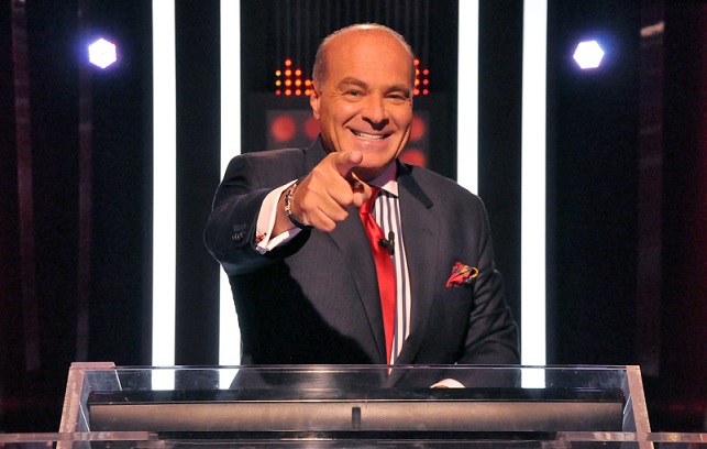Marcelo de Carvalho reúne elenco da RedeTV! para “esquenta” do “Mega Senha”