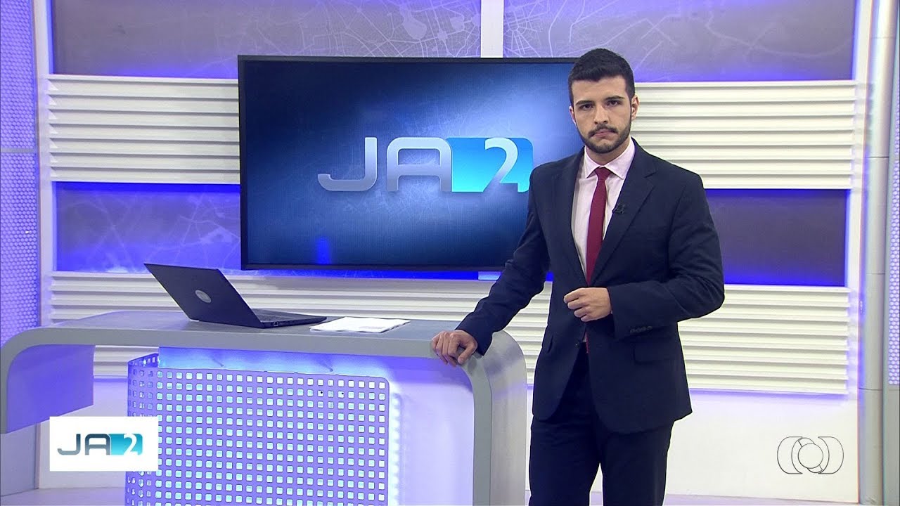 TV Anhanguera reduz salário de Matheus Ribeiro e jornalista pede demissão da emissora