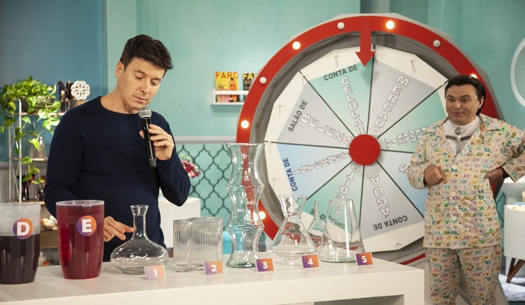 Rodrigo Faro estreia novo quadro com participação de Silvio Santos Cover