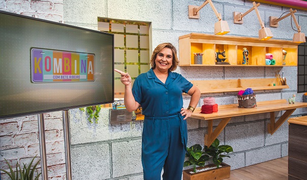 “Kombina” reestreia na TV Aparecida com apresentação de Bete Ribeiro