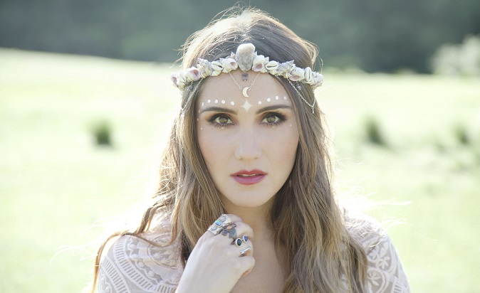 Dulce María fala sobre live do RBD: “Me dói muito não poder participar”
