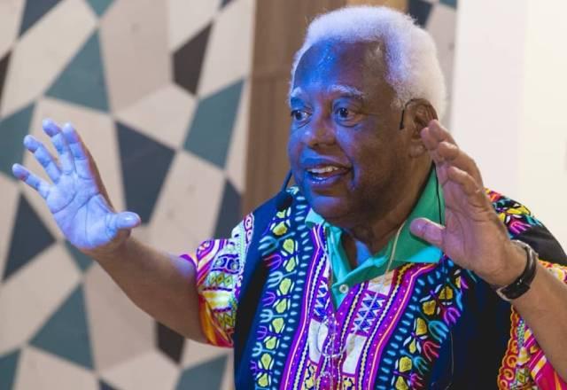 SBT lamenta a morte do ator João Acaiabe
