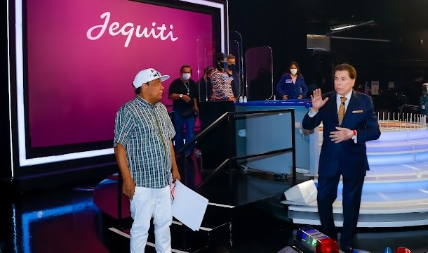 Após quase dois anos afastado, Silvio Santos volta a gravar o “Roda a Roda Jequiti”
