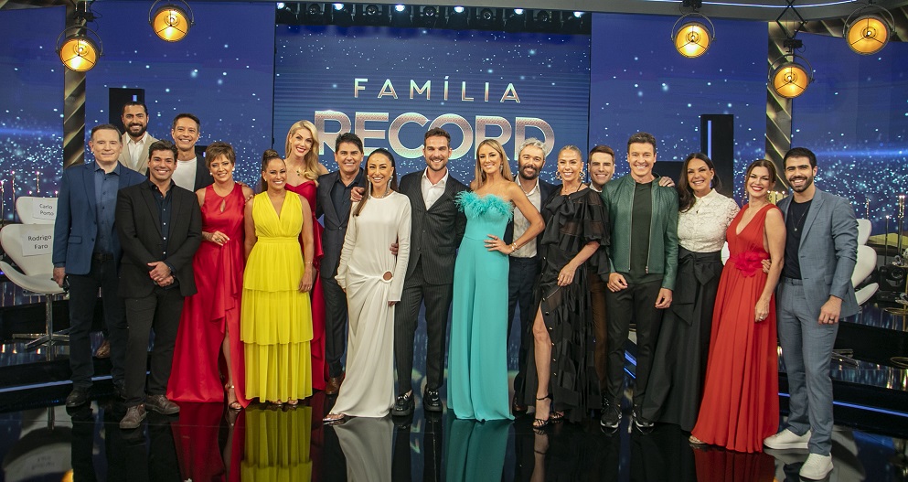 Record anuncia exibição do especial “Família Record”