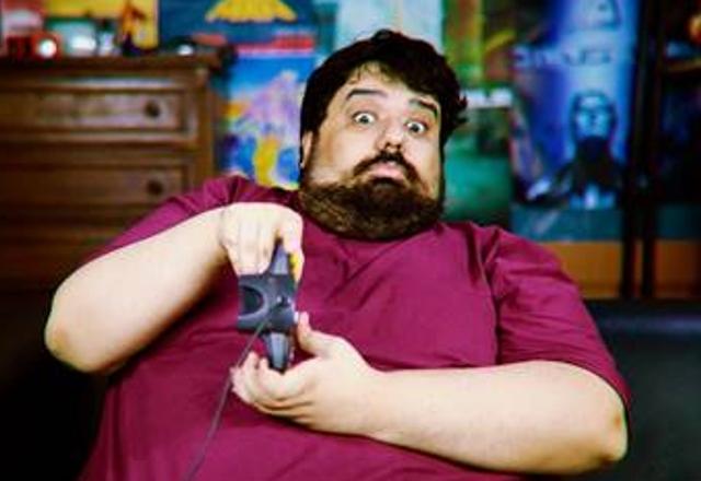 SBT anuncia contratação do comediante Totoro