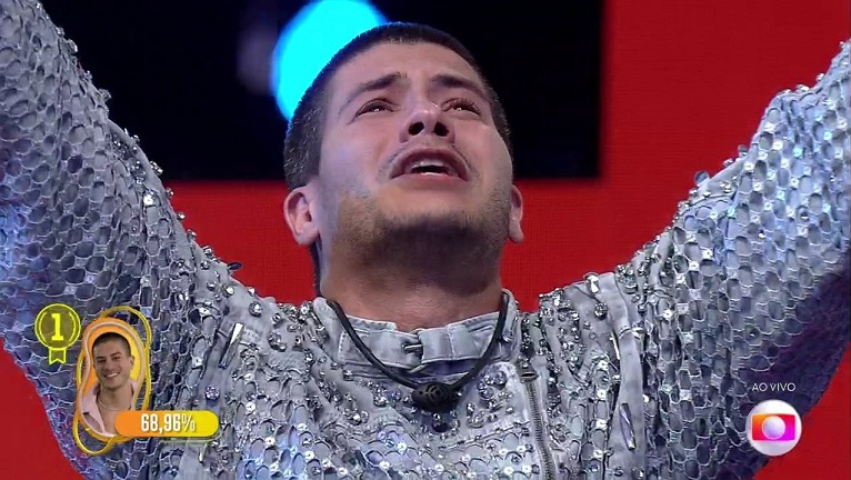 Arthur Aguiar se pronuncia sobre “rejeição” do Multishow: “Eu ia ficar calado”