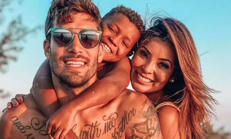 Filho de Carol Nakamura decide voltar para mãe biológica e bailarina fica sem chão: “O que fiz de errado?”