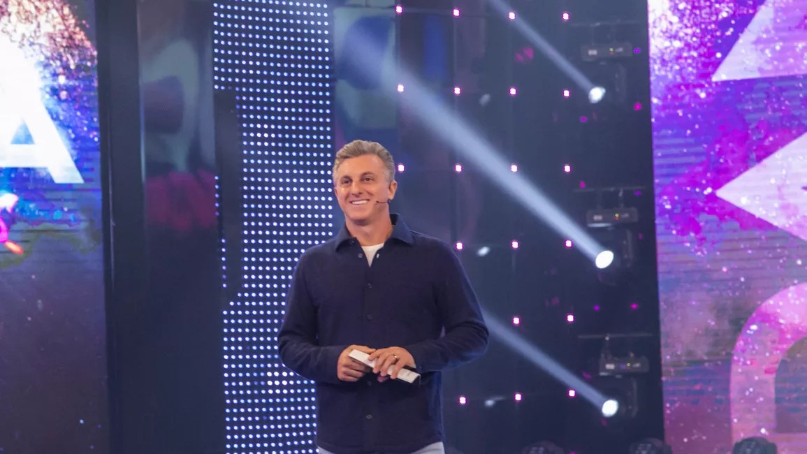 Luciano Huck se pronuncia sobre saída da TV Globo: “Satisfeito”