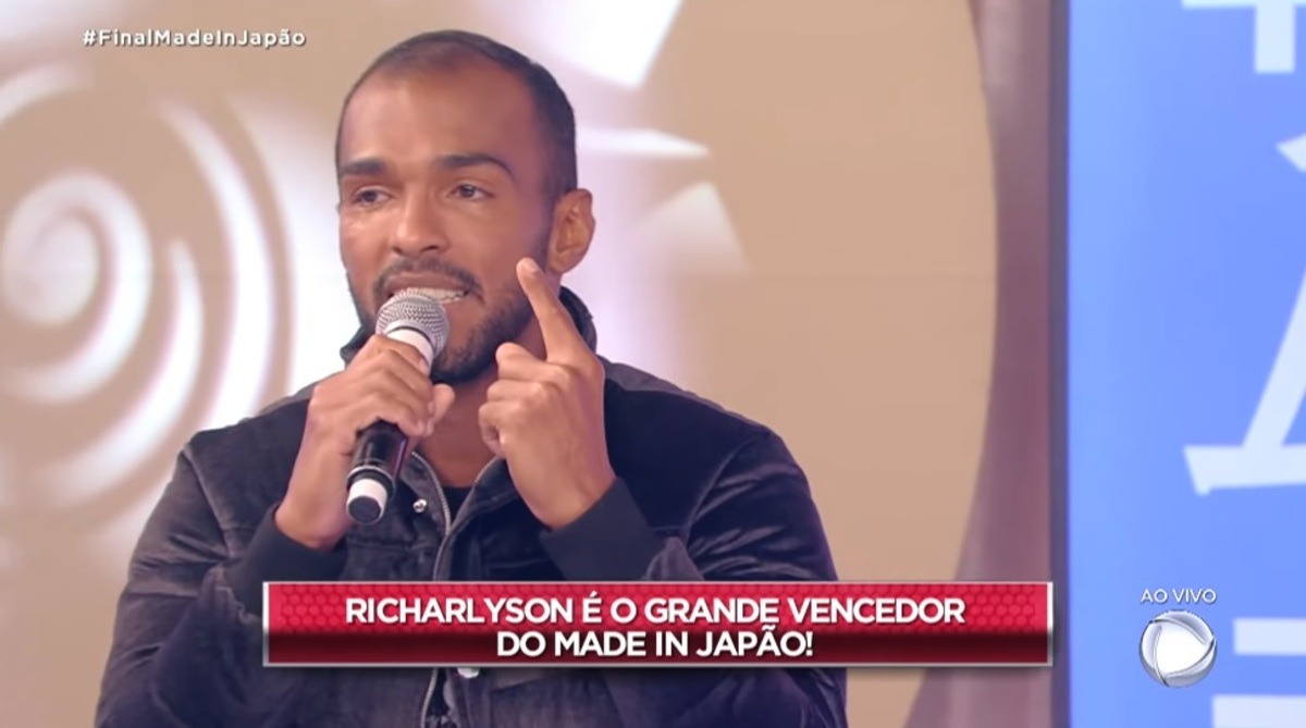Campeão do “Made In Japão”, Richarlyson revela bissexualidade: “Já namorei homem e mulher”