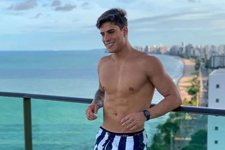 Ex-namorado da mãe de Neymar vende nudes na web e avisa: “Adoro maduras”; veja o valor