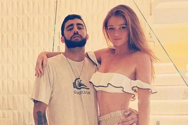 Pedro Scooby e Cintia Dicker anunciam gravidez e Luana Piovani reage