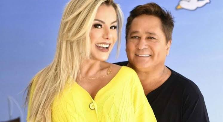 Esposa de Leonardo se pronuncia sobre suposta amante do cantor