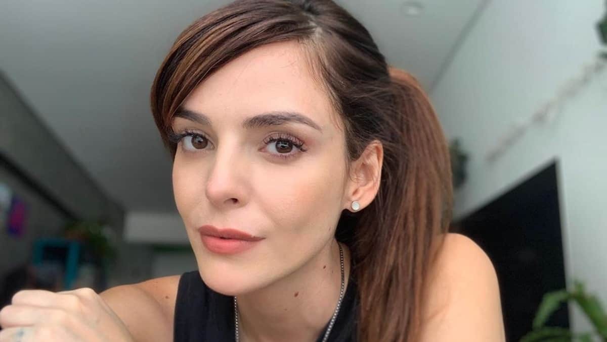 Apresentadora é assaltada e agredida por bandido enquanto fazia pix: “Tapa e soco”