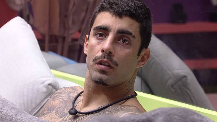 Após acidente no surfe, Pedro Scooby fará tratamento com células-tronco