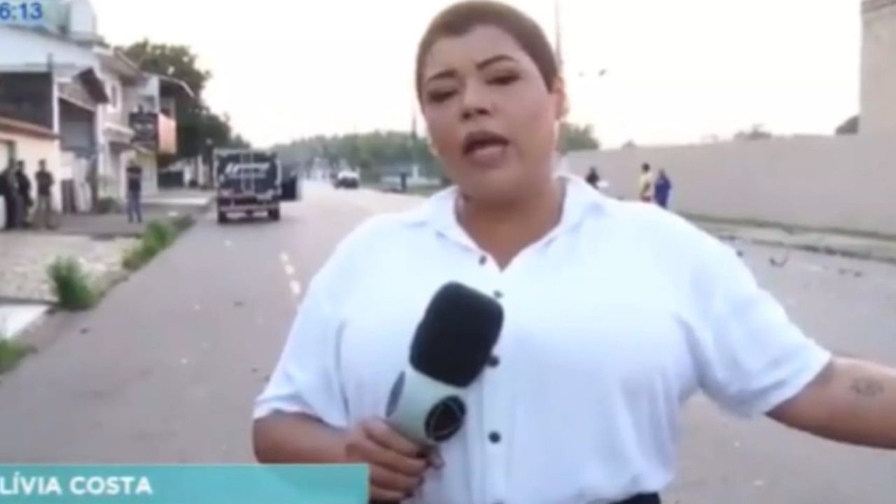 Repórter chora, ao vivo, ao anunciar morte de amigo; assista