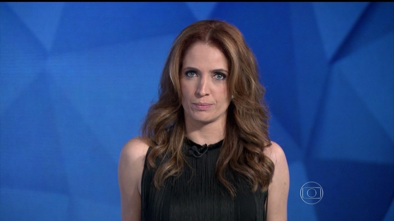 Poliana Abritta tropeça e quase cai, ao vivo, durante o “Fantástico”; apresentadora se pronuncia