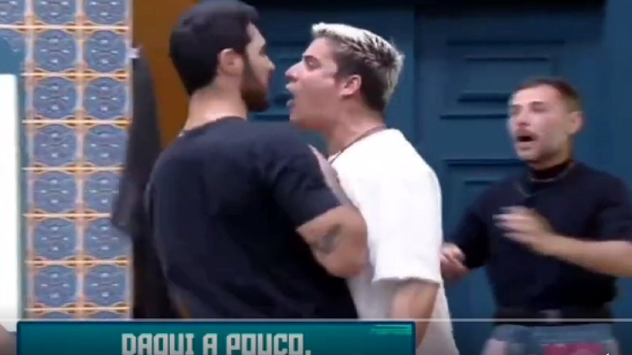 Tiago e Shay são expulsos do reality show “A Fazenda 14”