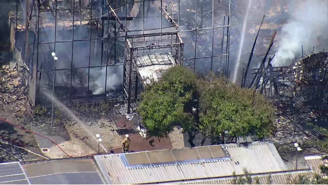 TV Globo se pronuncia sobre incêndio em seus estúdios no Rio de Janeiro
