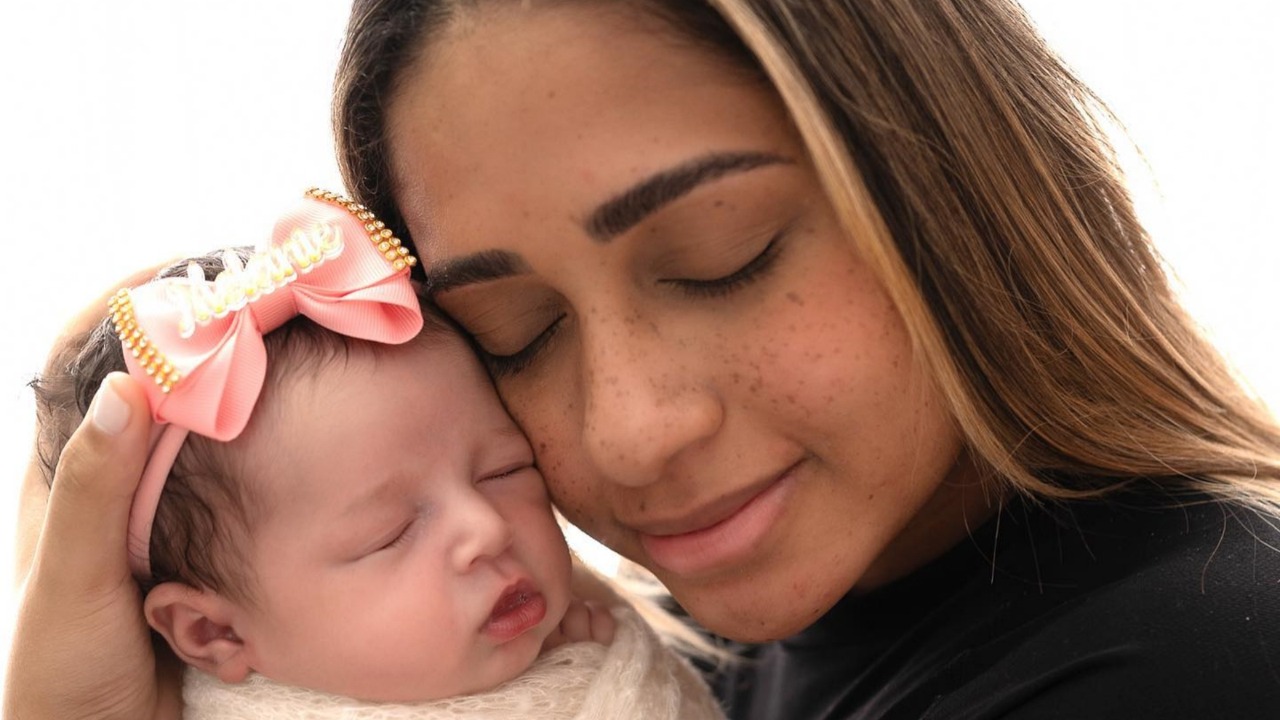 MC Loma dá detalhes sobre o pai de sua filha: “Me humilhou”