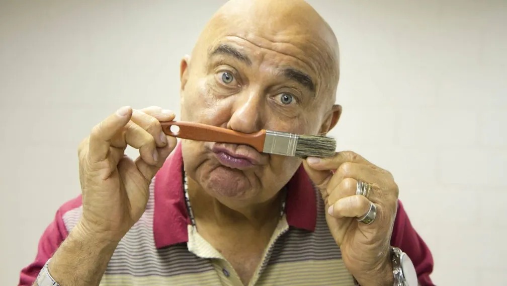 Humoristas lamentam a morte do ator Roberto Guilherme, o Sargento Pincel