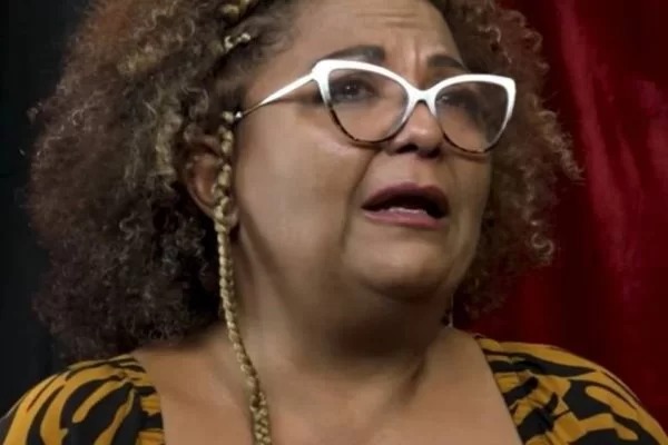 Esposa de Arlindo Cruz fala sobre vício do cantor em drogas: “Chegou muito cedo”