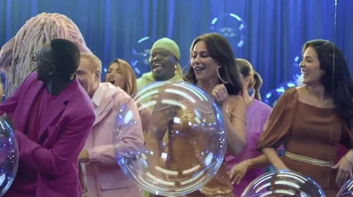 TV Globo divulga vinheta de fim de ano e Jade Picon vira motivo de piada