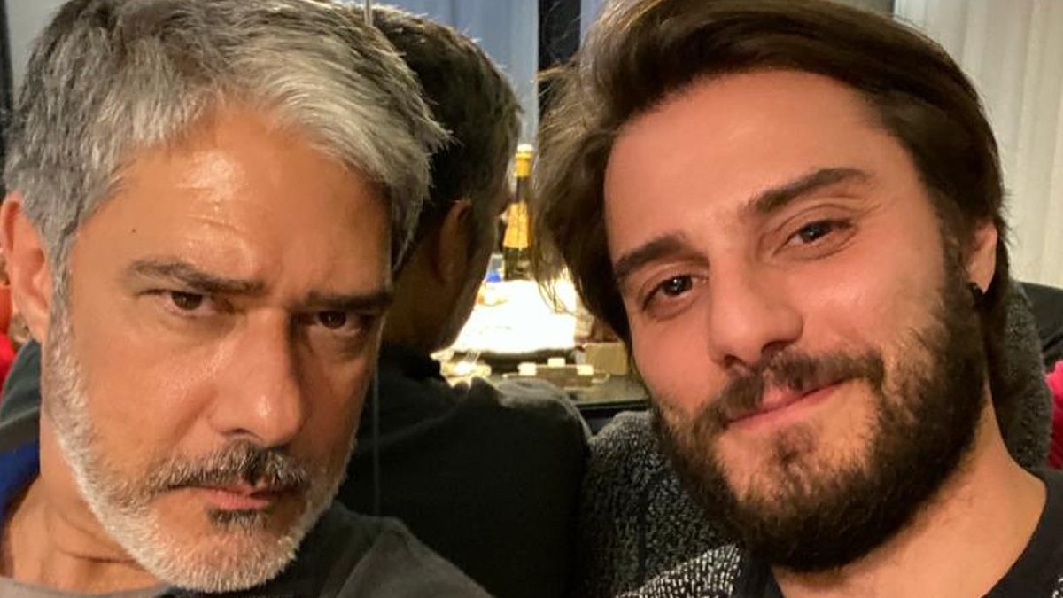 Primo de William Bonner procura um namorado e exige: “Que lave o pinto”