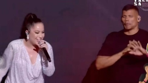 Cantora confunde tradução em Libras com dancinha e vídeo viraliza; assista