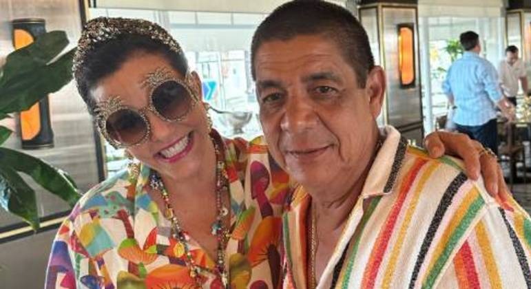 Zeca Pagodinho tenta fugir de Narcisa Tamborindeguy e internautas reagem: “Desespero”