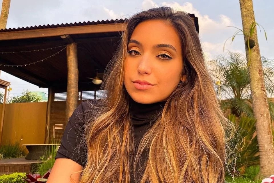 Influencer expõe assédio em aeroporto: “Não consegui ter reação”