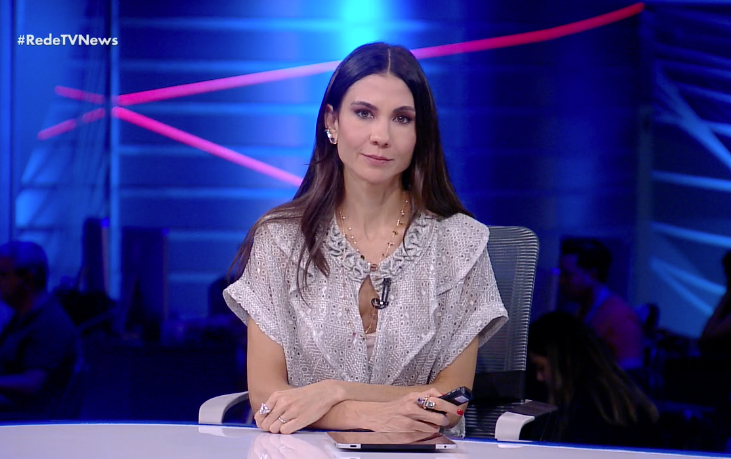 Amanda Klein é a nova âncora do “RedeTV! News”