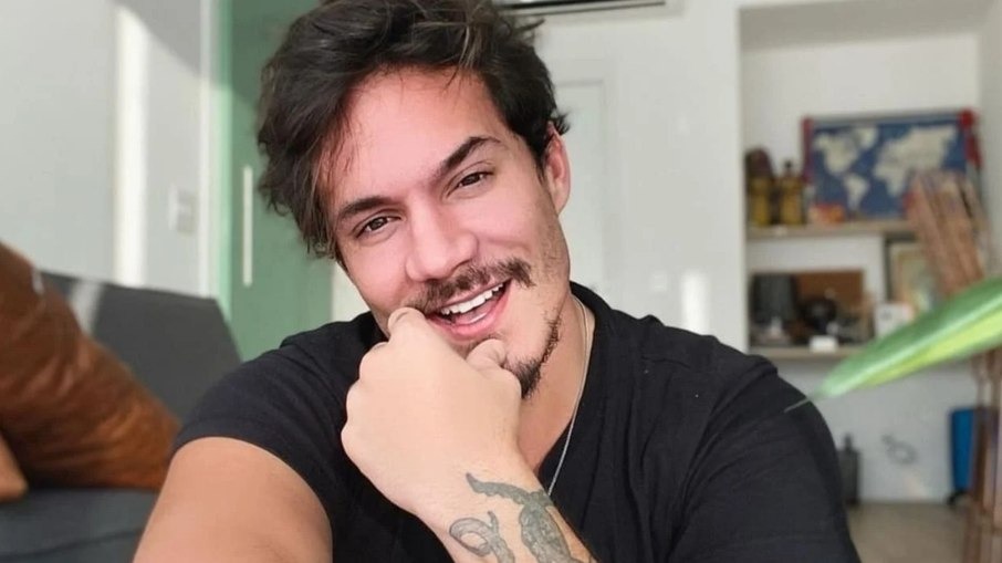Eliezer se recusa a colocar seu sobrenome em filha com Viih Tube e explica o motivo