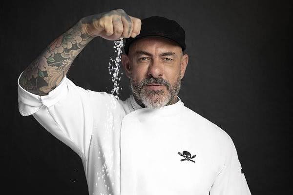 Henrique Fogaça deixa o “MasterChef Brasil”; Band define substituto