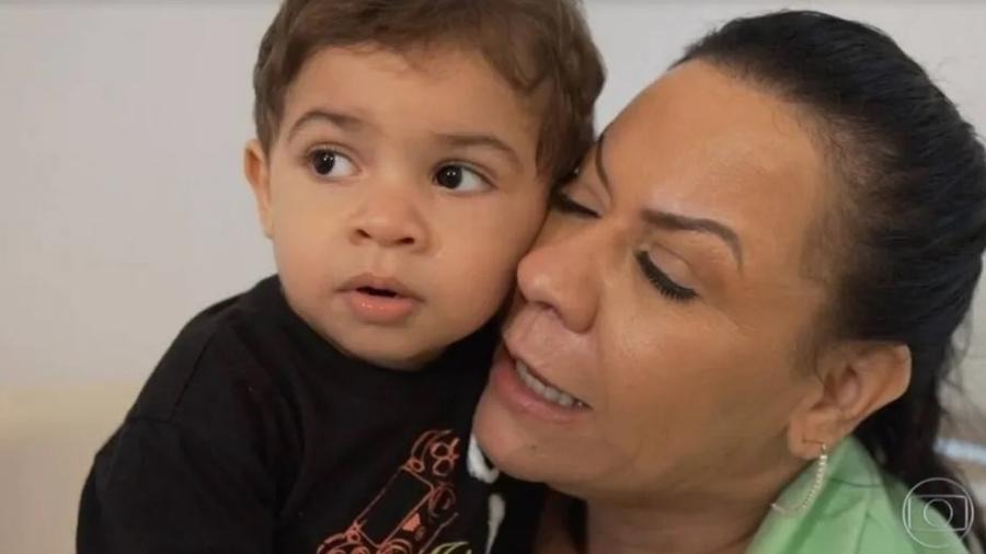 Mãe de Marília Mendonça revela como o neto está lidando com a morte da sertaneja