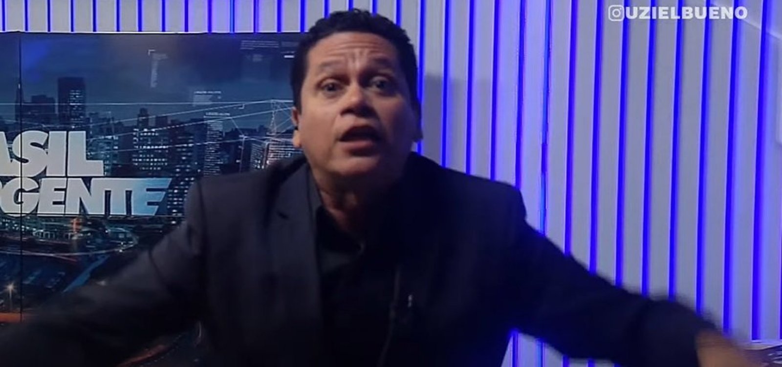 Apresentador da Band critica site de acompanhantes e empresa se pronuncia