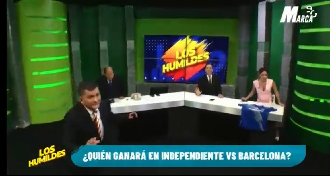 Programa de TV é interrompido por terremoto e apresentadores entram em pânico
