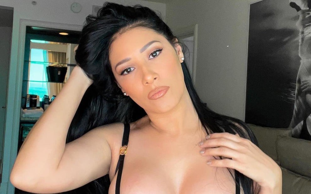 Simaria faz dancinha de lingerie e divide opiniões: “Só vejo críticas”