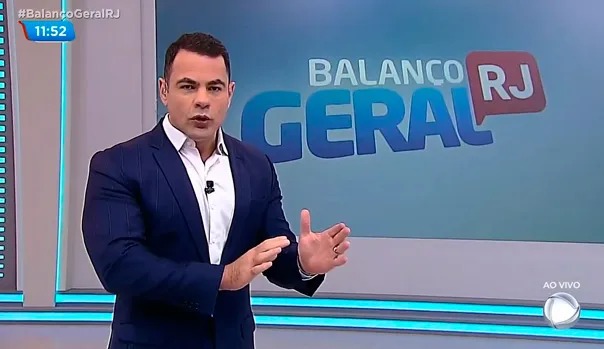 Record TV supera a Globo no Ibope após usar helicóptero que mostra ação de traficantes