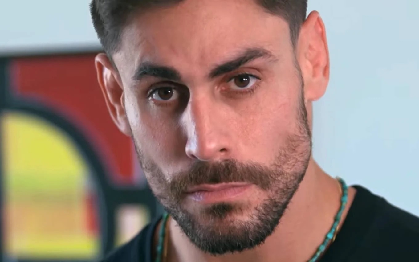 Cara de Sapato deixa o Brasil e irmão do lutador afirma que assédio a Dania foi armação