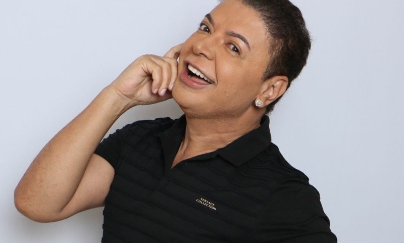 David Brazil revela quem foi a única mulher que ele beijou: “A língua travou”