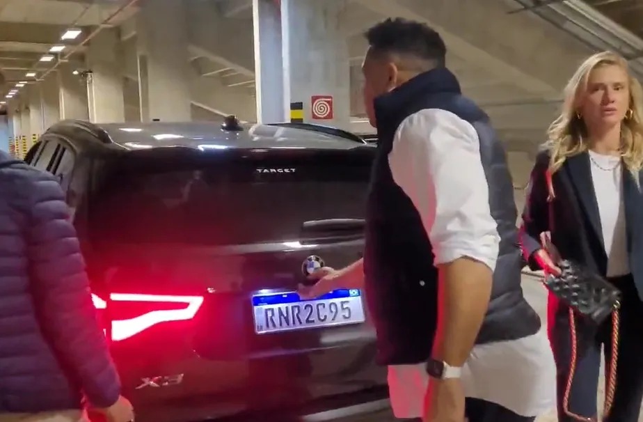 Ronaldo Fenômeno dá explicações após tirar homem do porta-malas