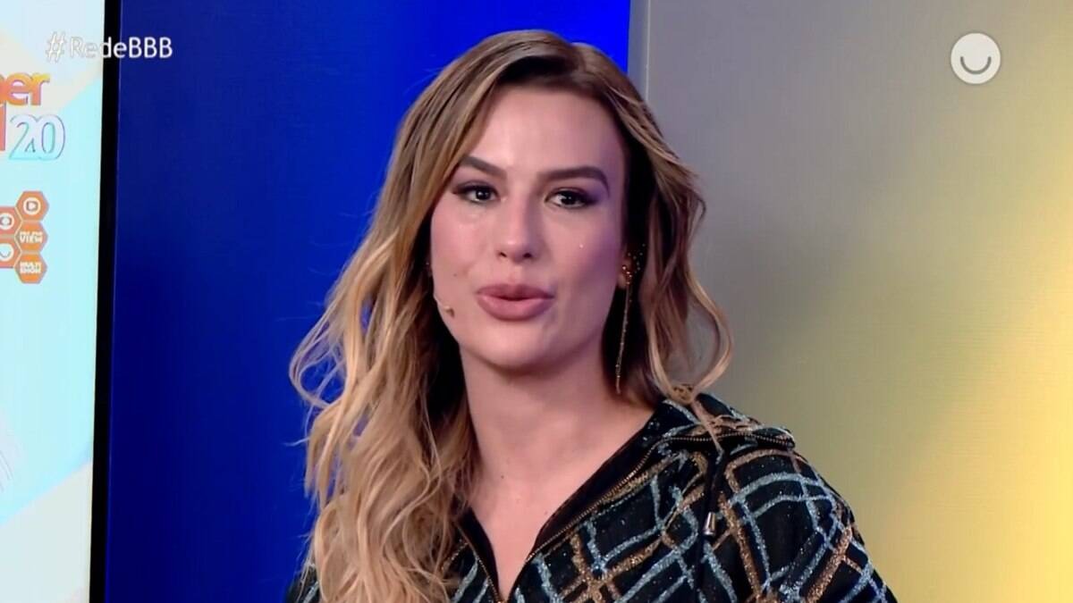Fernanda Keulla é dispensada da RedeTV! após um ano e meio na emissora